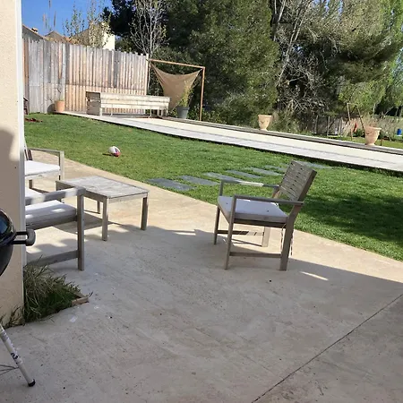 Moderne Confort Familial Piscine Naturelle 11mx3m Pezenas