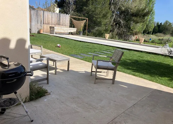 Moderne Confort Familial Piscine Naturelle 11mx3m Pézenas